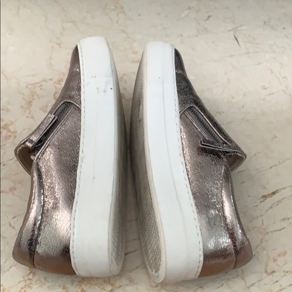 Steve Madden Glaammar Metallic Platform Sneakers - Picture 6 of 7